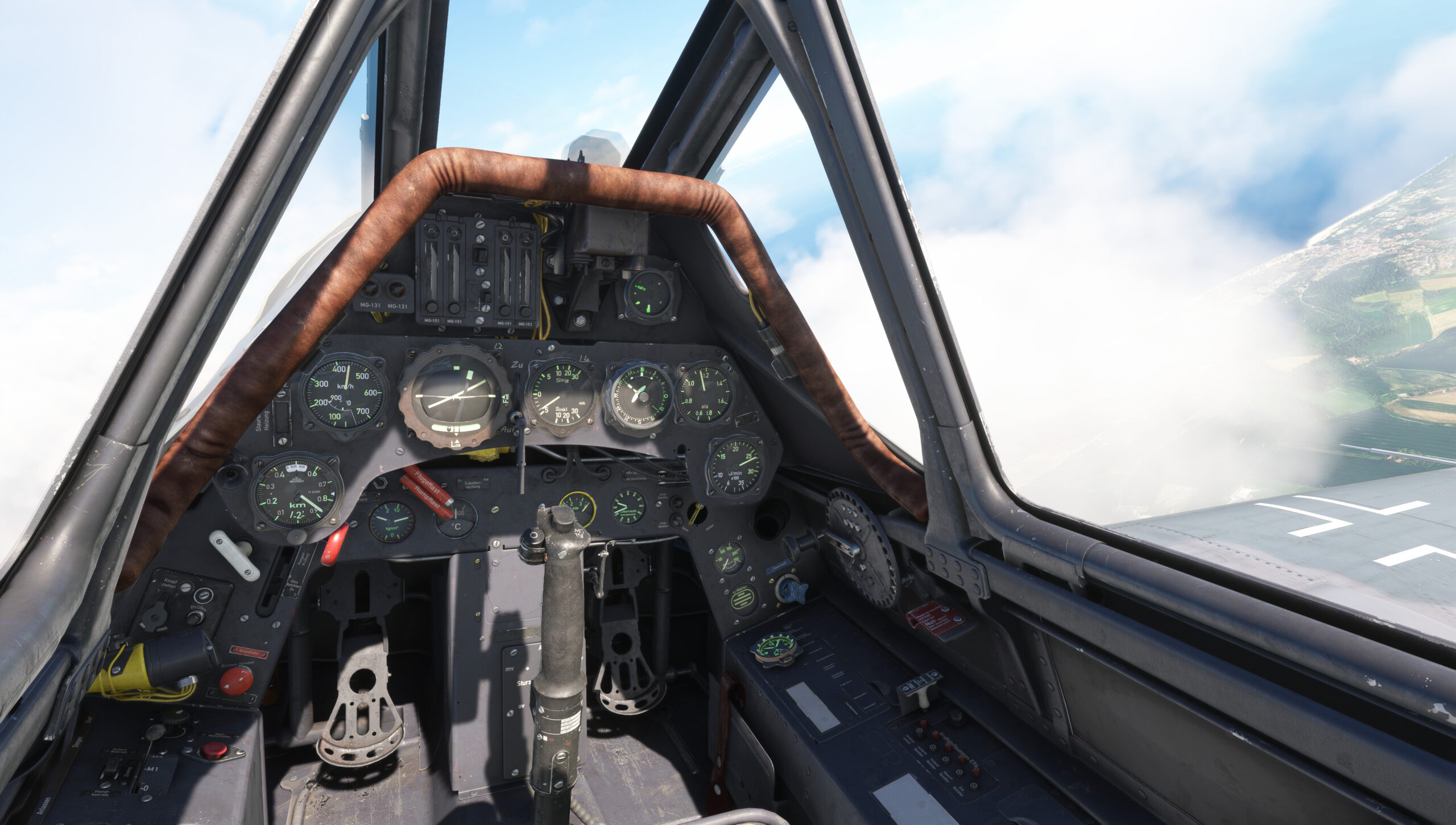 FlyingIron Simulations Previews Focke-Wulf Fw 190 And Boeing B-17 ...